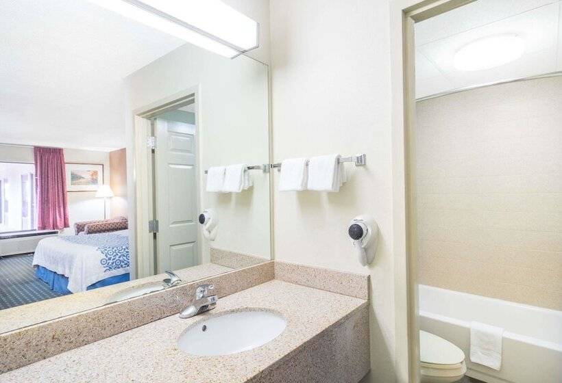 酒店 Days Inn By Wyndham Oak Grove/ft. Campbell