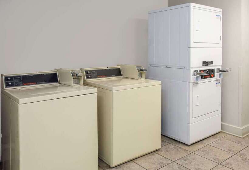هتل Days Inn By Wyndham Valdosta I 75