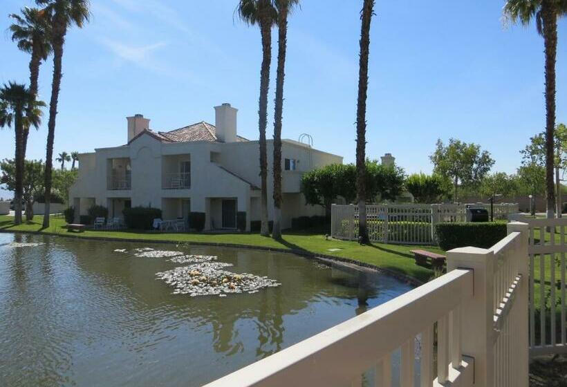 בית מלון כפרי Desert Breezes Resort