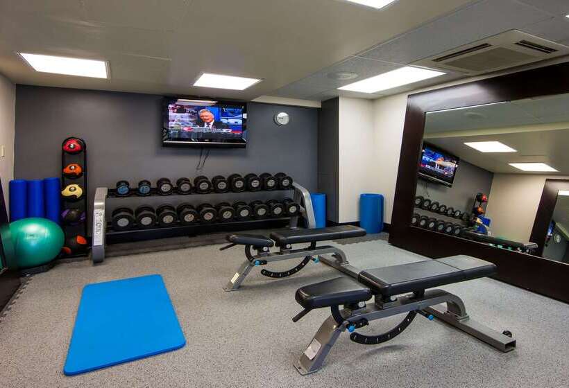 Doubletree By Hilton Hotel Alana   Waikiki Beach