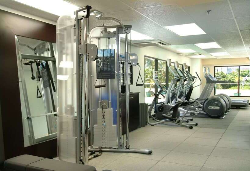 Doubletree By Hilton Hotel Alana   Waikiki Beach