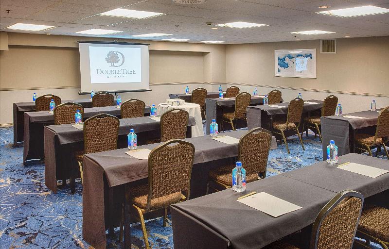 Отель Doubletree By Hilton Denver Westminster