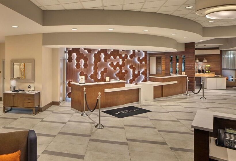 فندق Doubletree By Hilton Little Rock