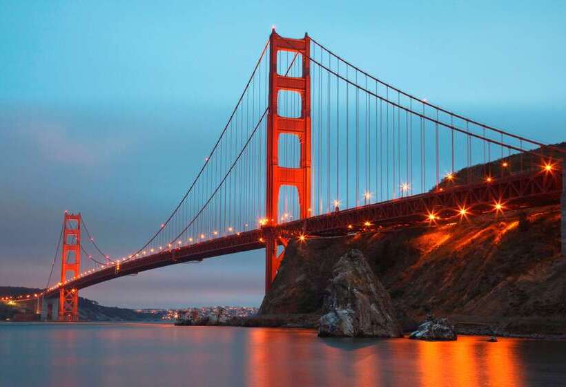 هتل Doubletree By Hilton  San Francisco Airport