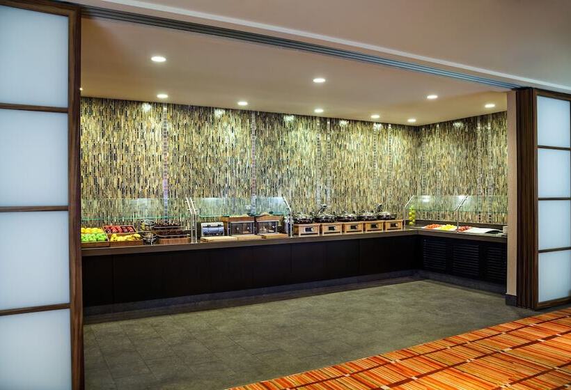 هتل Doubletree By Hilton  San Francisco Airport