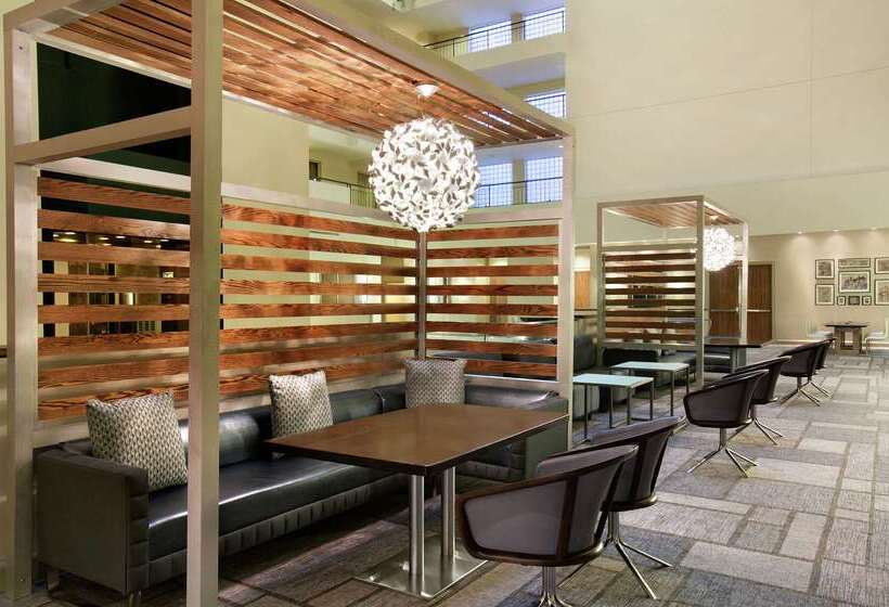 Doubletree Suites By Hilton Hotel Boston   Cambridge
