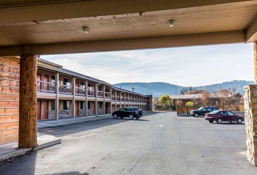 فندق Econo Lodge Inn & Suites Kalispell   Glacier National Park Gateway