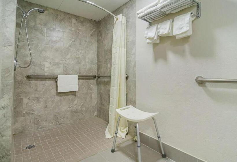 ホテル Quality Inn Raeford