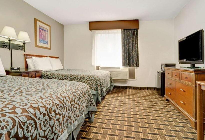 هتل Quality Inn St. Paulminneapolismidway