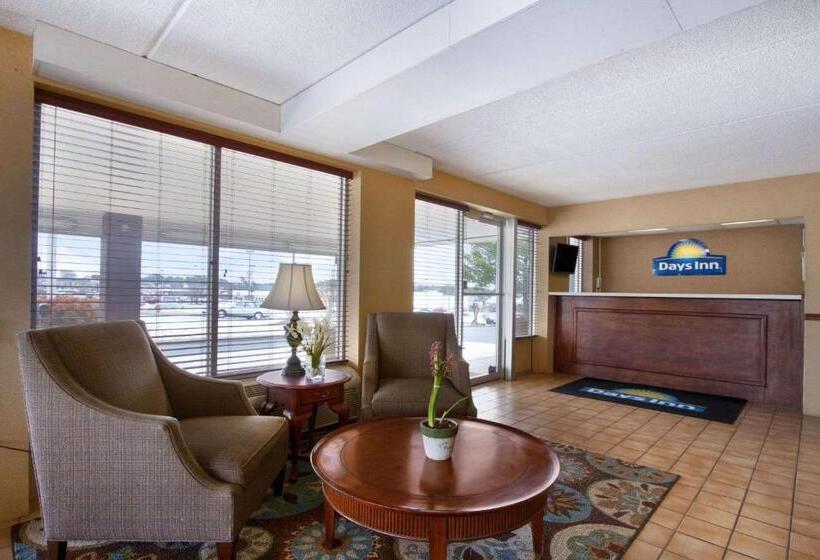 מוטל Days Inn By Wyndham Seneca Clemson
