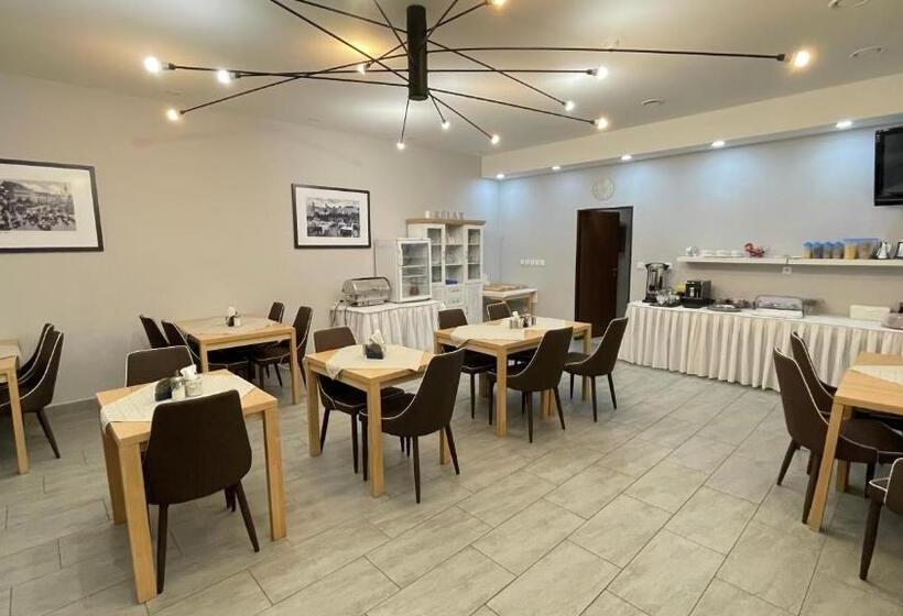 فندق Zlatý Anděl