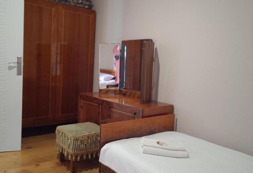 پانسیون Sataplia District