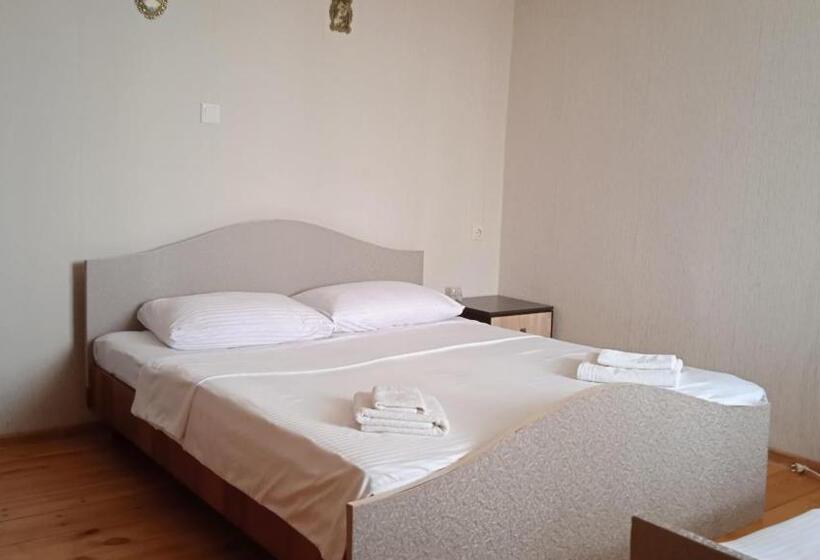 پانسیون Sataplia District