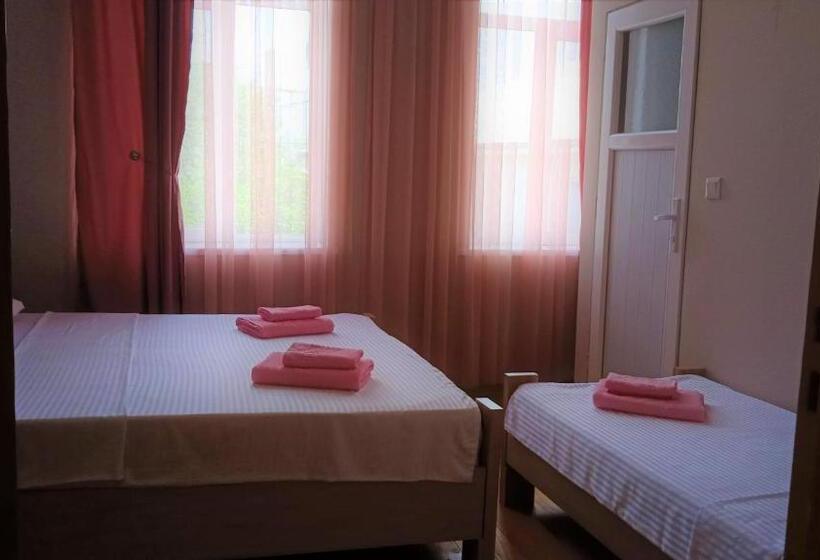 پانسیون Sataplia District