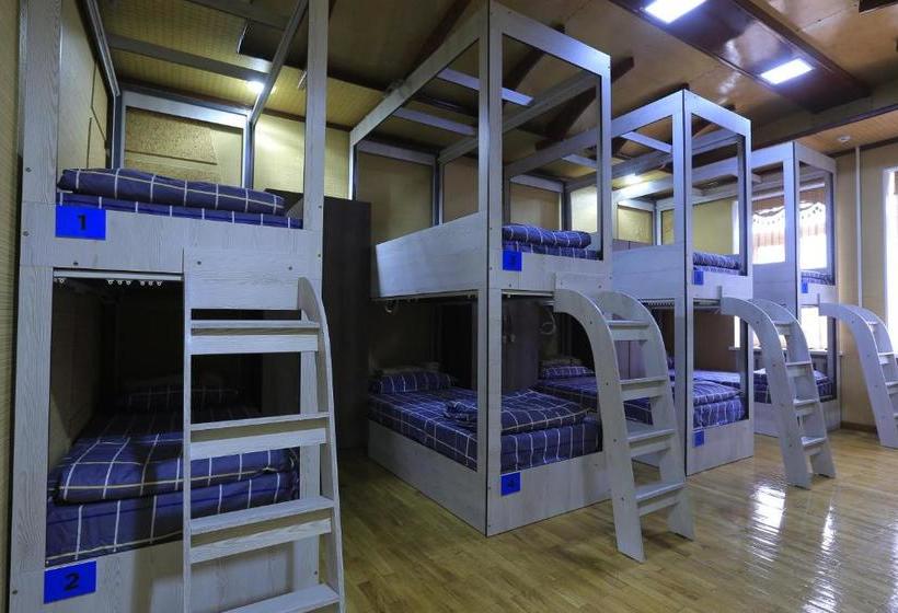 Yellow Hostel Dushanbe