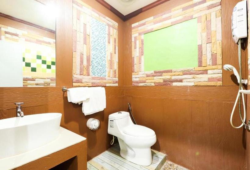 هاستل Oyo 359 Golden Nakara Place