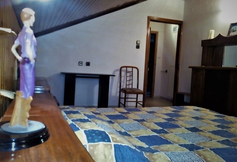 بنسيون Kostis Hause