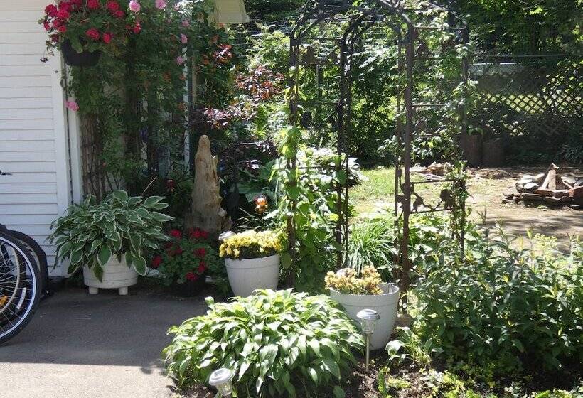 تختخواب و صبحانه La Casa En Shediac