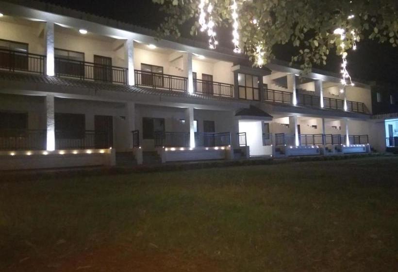منتجع Cocos Inn