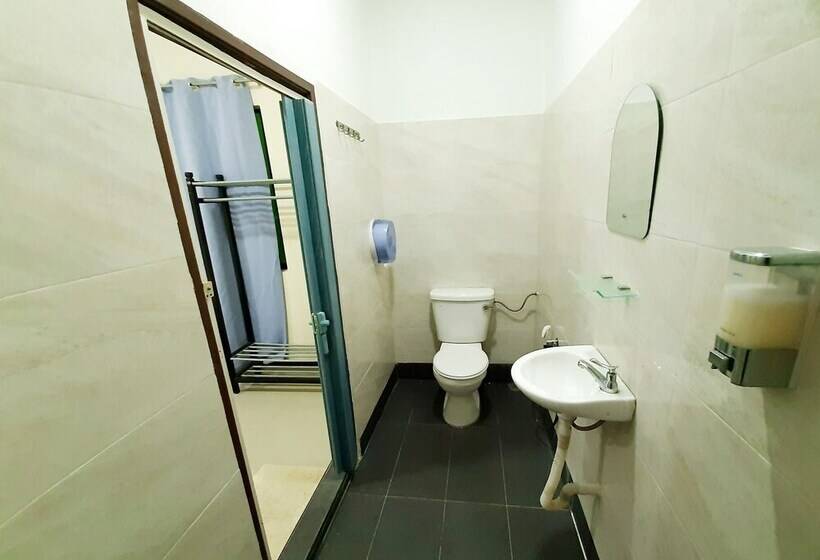 فندق Mn Ferringhi Inn