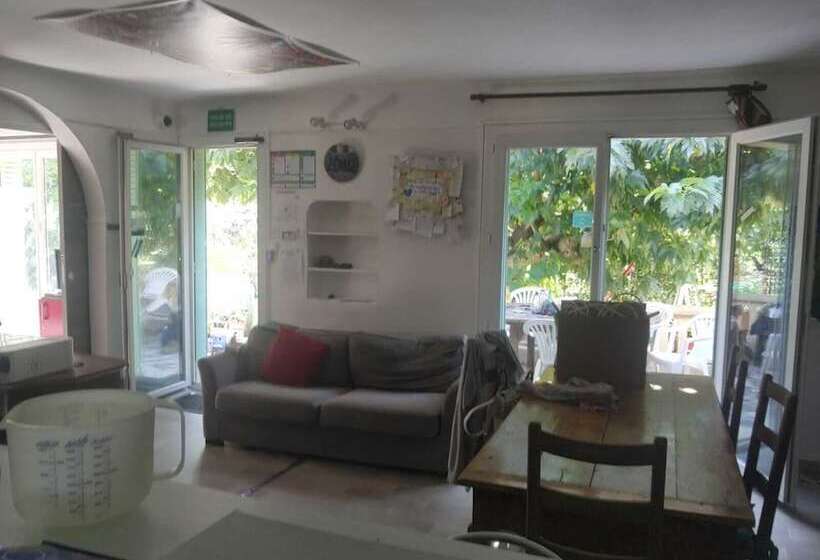 Mini Guest House Goclands   Hostel