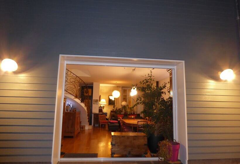 ベッドアンドブレックファースト La Maison Bastide