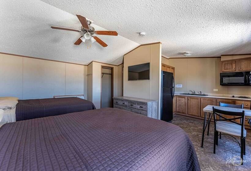 Elite Cabins And Rv Park