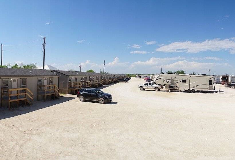 Elite Cabins And Rv Park