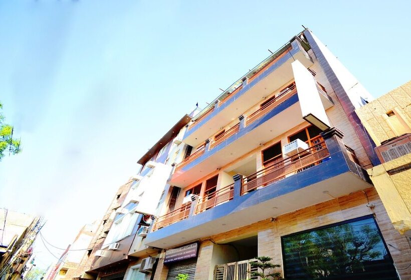 فندق The Sai Palace By Oyo Rooms