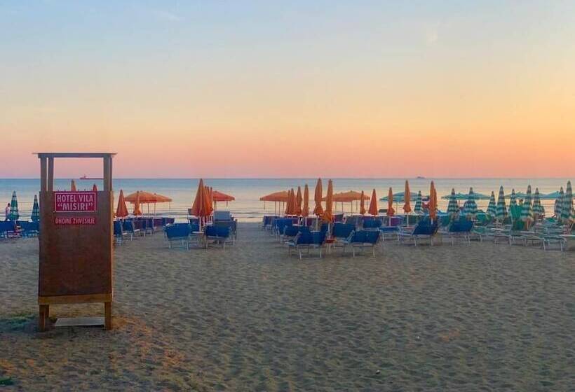 בית מלון כפרי Vila Misiri