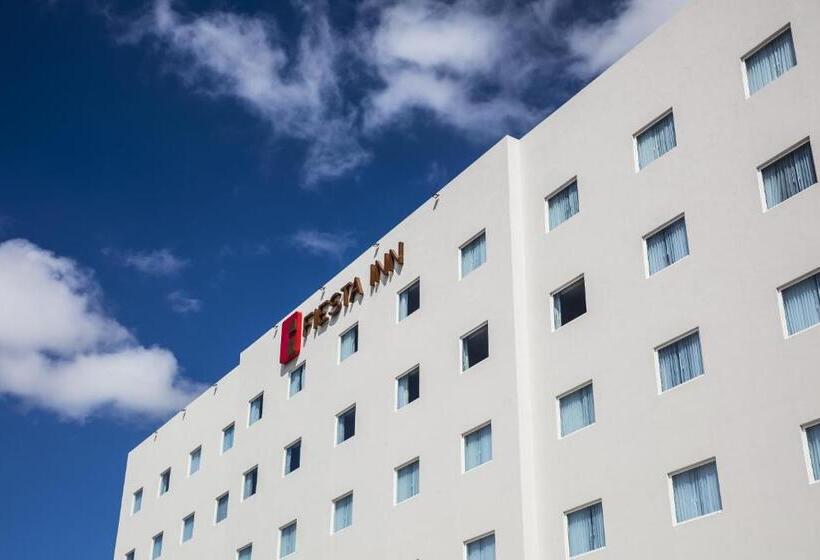 ホテル Fiesta Inn Guadalajara Periferico Poniente