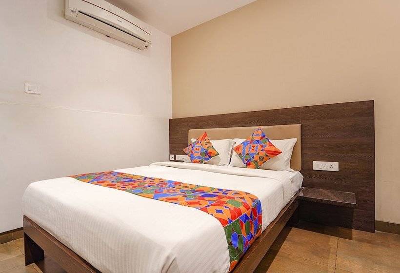 Fabhotel Karpagam   900m From Nehru Stadium