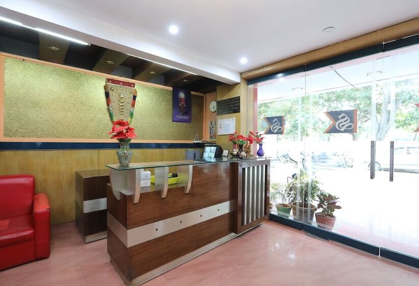 호텔 Sanman Regency By Oyo Rooms