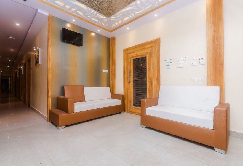 בית מלון כפרי Suncity By Oyo Rooms