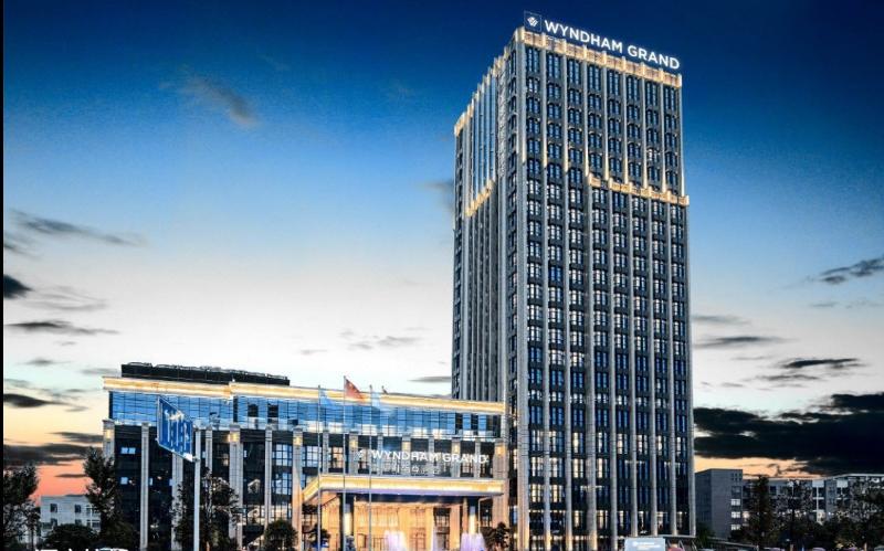 هتل Wyndham Grand Taixing Downtown