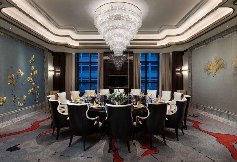 هتل Wyndham Grand Taixing Downtown