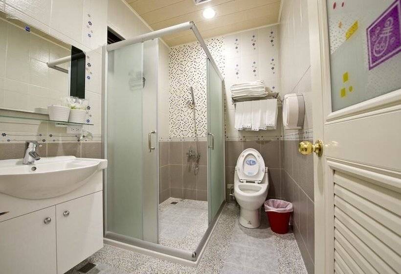 پانسیون Donggang Neptune Hall