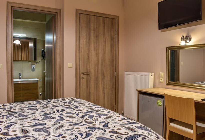 پانسیون Elia Deluxe Accommodation