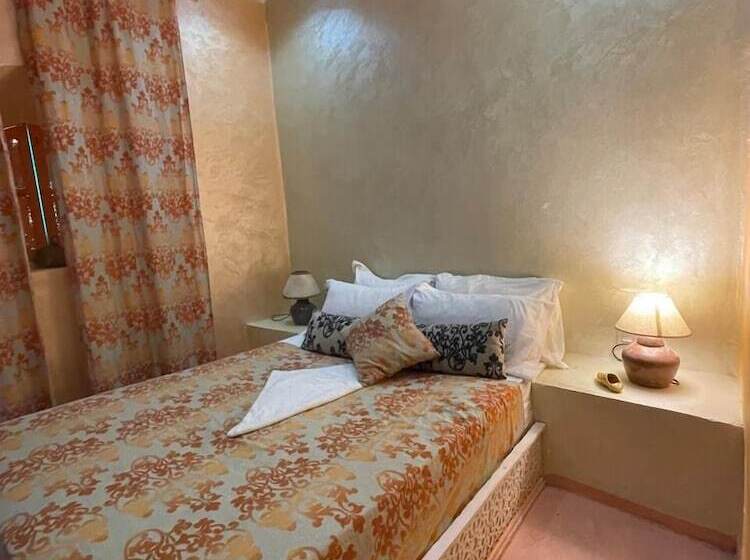 پانسیون Maison Salwa