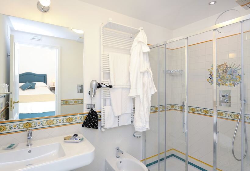 تختخواب و صبحانه Residenza Luce