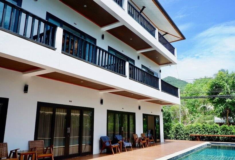 هتل Aiya Resort Kohtao