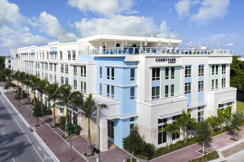 בית מלון כפרי Courtyard By Marriott Delray Beach