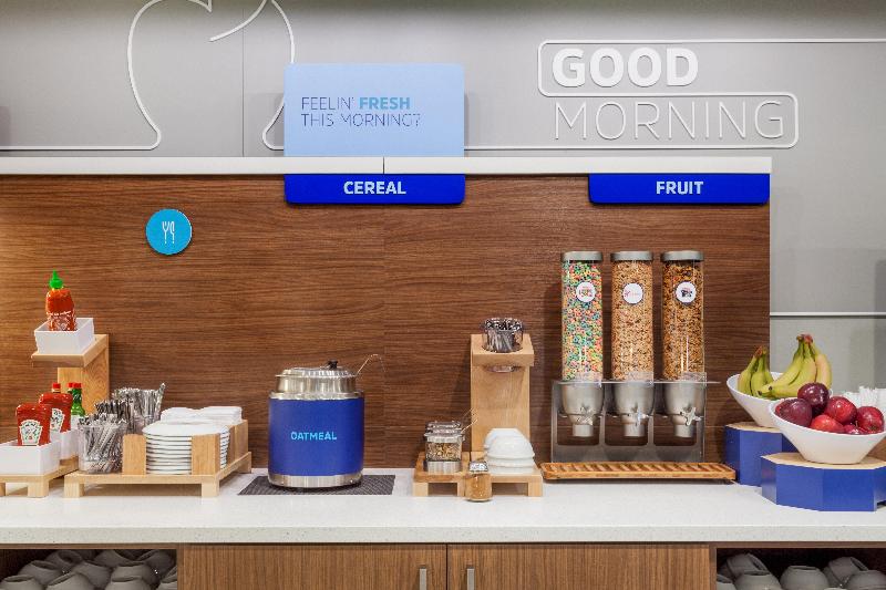בית מלון כפרי Holiday Inn Express & Suites   Tulsa Northeast   Owasso, An Ihg