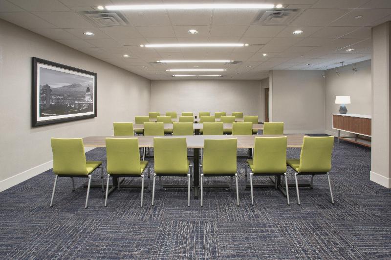 בית מלון כפרי Holiday Inn Express & Suites   Tulsa Northeast   Owasso, An Ihg