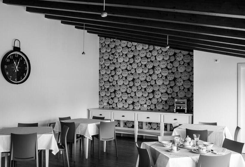 田舎風ホテル Agriturismo Corte Ambrosio