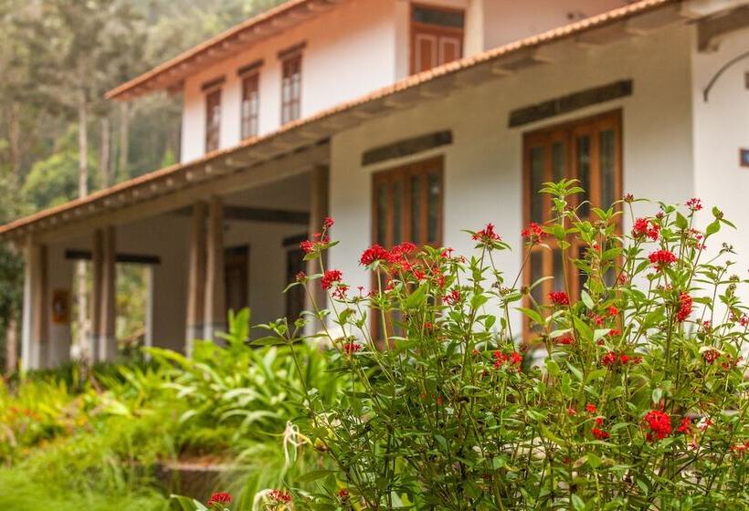 בית מלון כפרי Shambala Yercaud