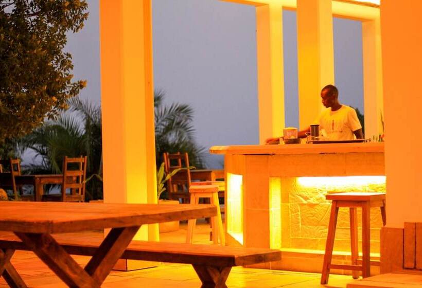 בית מלון כפרי Sky Island Resort