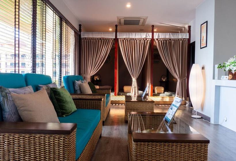 هتل Tmark Resort Vang Vieng