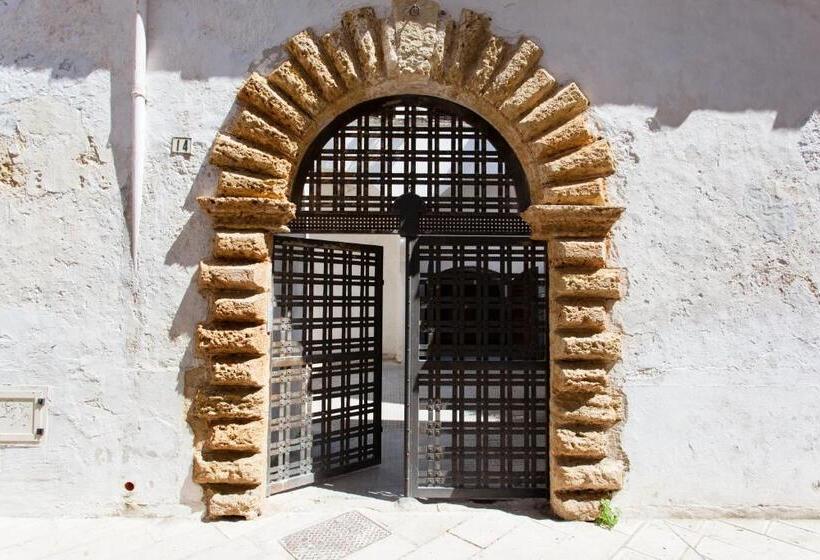 Пансион La Corte Dei Mille