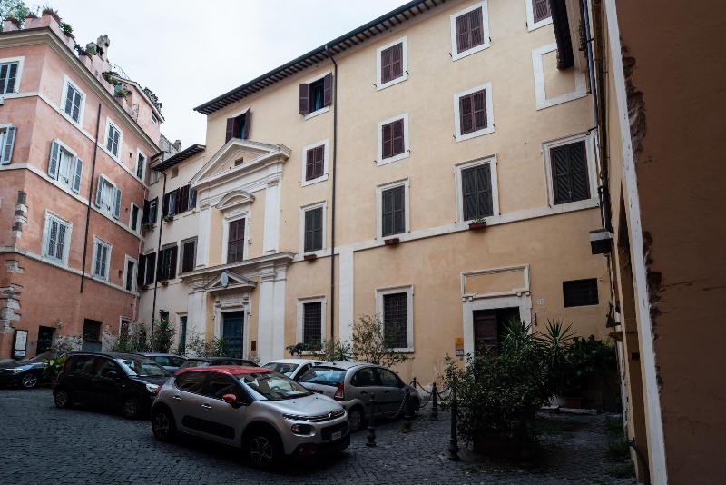 پانسیون Minerva Monks Inn